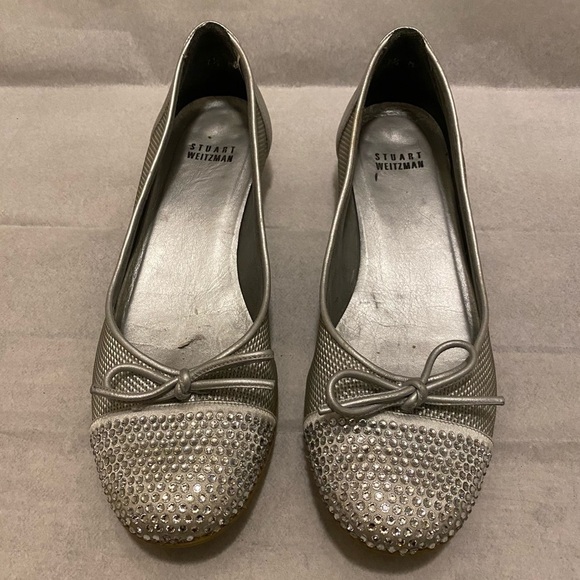 Stuart Weitzman Ideal Silver Nappa Rhinestone and Bow Flats. - Picture 1 of 16